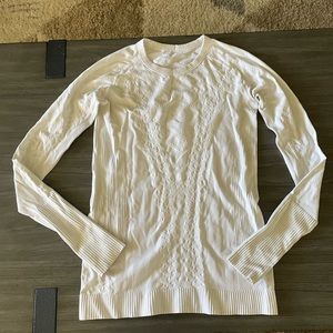 Lululemon Long Sleeve Pattern Top